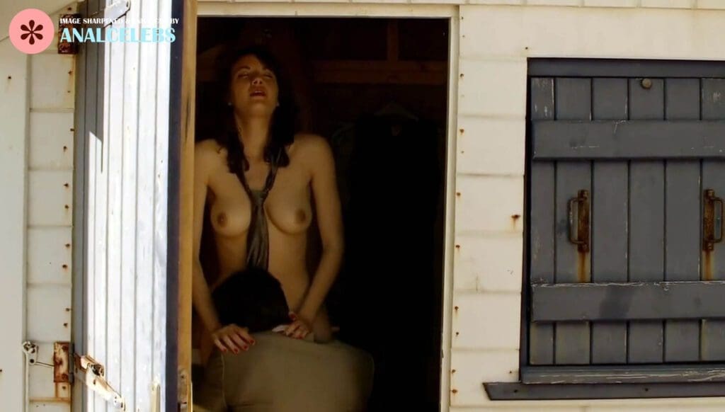 Déborah Révy Nude - Sex Scene